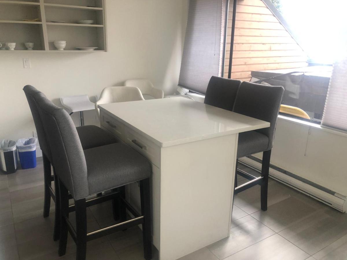 וויסטלר Hearthstone Lodge Loft, Village Centre, Private Hot Tub, Sleeps 6 מראה חיצוני תמונה