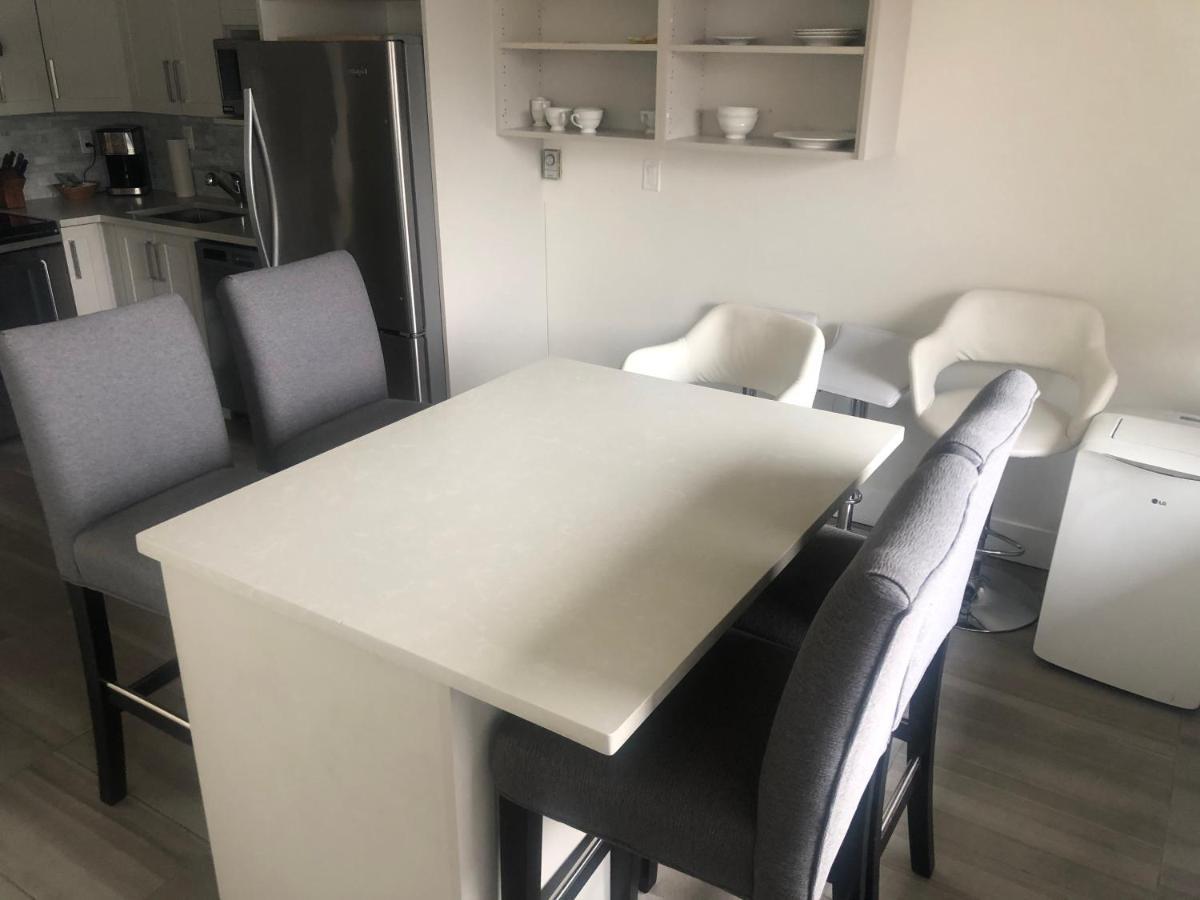 וויסטלר Hearthstone Lodge Loft, Village Centre, Private Hot Tub, Sleeps 6 מראה חיצוני תמונה